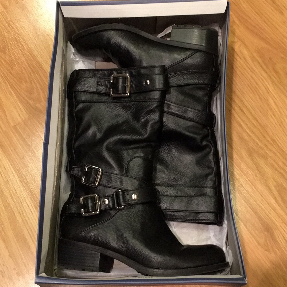 Nickels black boots